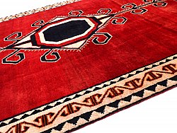 Persian rug Hamedan 267 x 158 cm