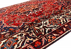 Persian rug Hamedan 289 x 254 cm