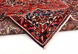 Persian rug Hamedan 289 x 254 cm