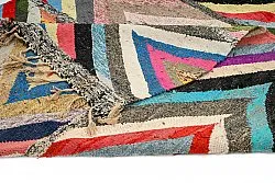 Moroccan Berber rug Boucherouite 165 x 270 cm