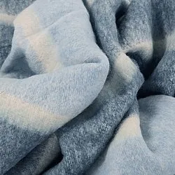 Throws - Plaid in wool mix - Charlotte (blue)