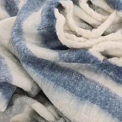 Throws - Plaid in wool mix - Monica (blue)