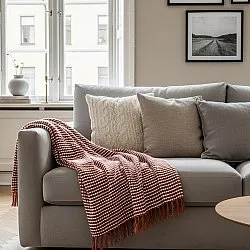 Throws - Quebec Blanket (red)
