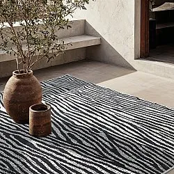 Indoor/Outdoor rug - utomhusmatta - Vaura (black/white)