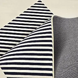 Wilton rug - Pucon (black/cream)