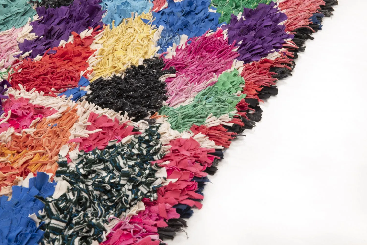 Moroccan Berber rug Boucherouite 250 x 140 cm
