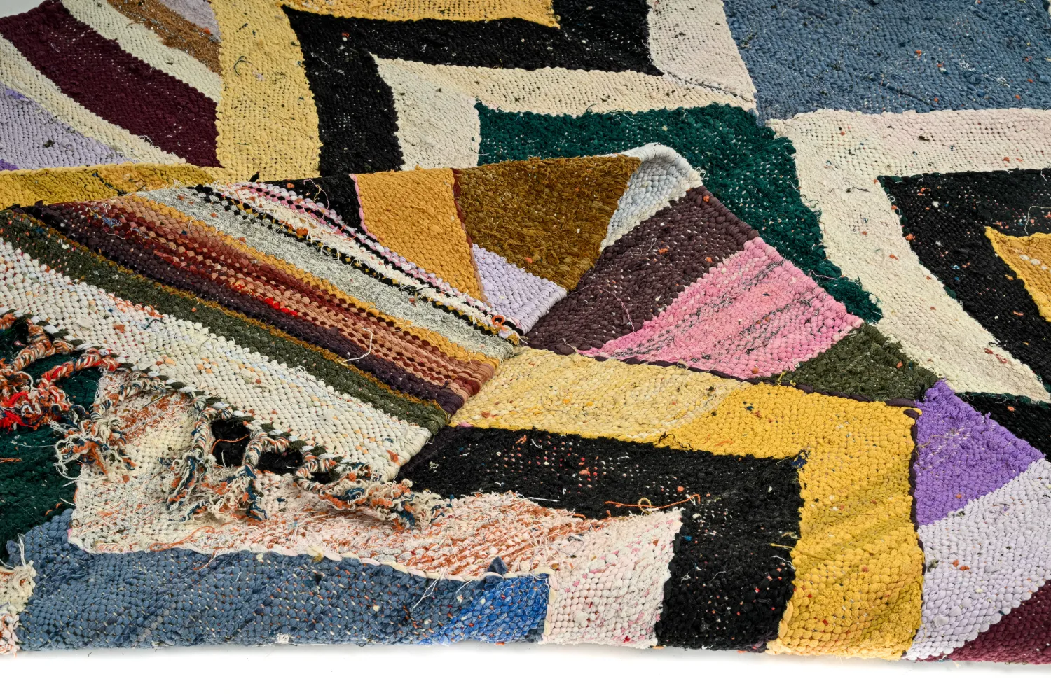 Moroccan Berber rug Boucherouite 135 x 260 cm