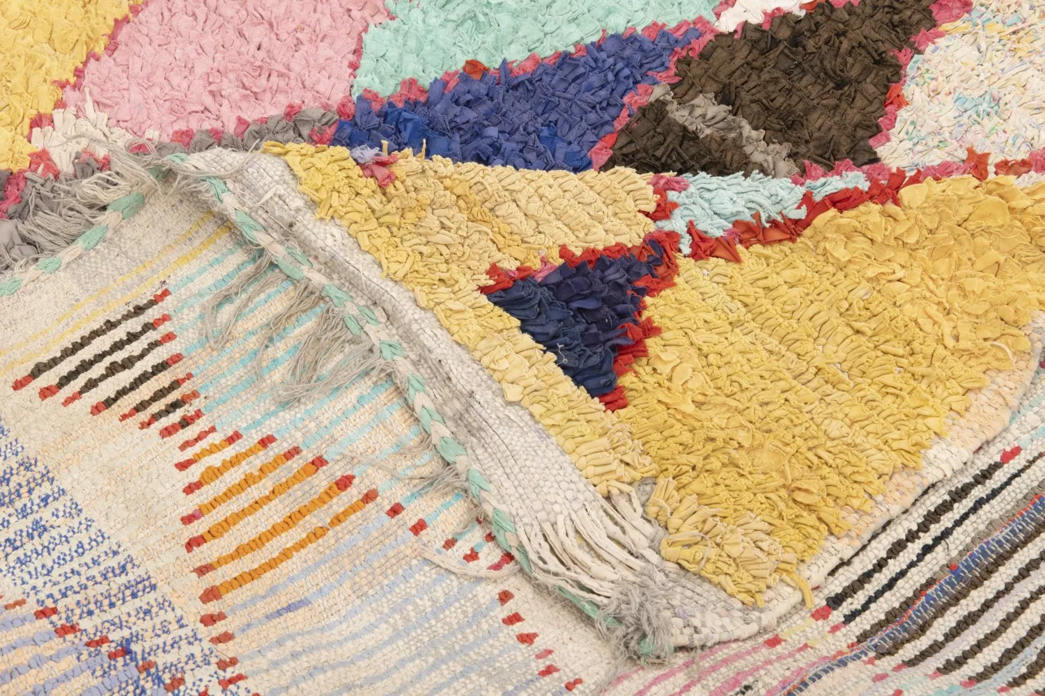 Moroccan Berber rug Boucherouite 200 x 120 cm