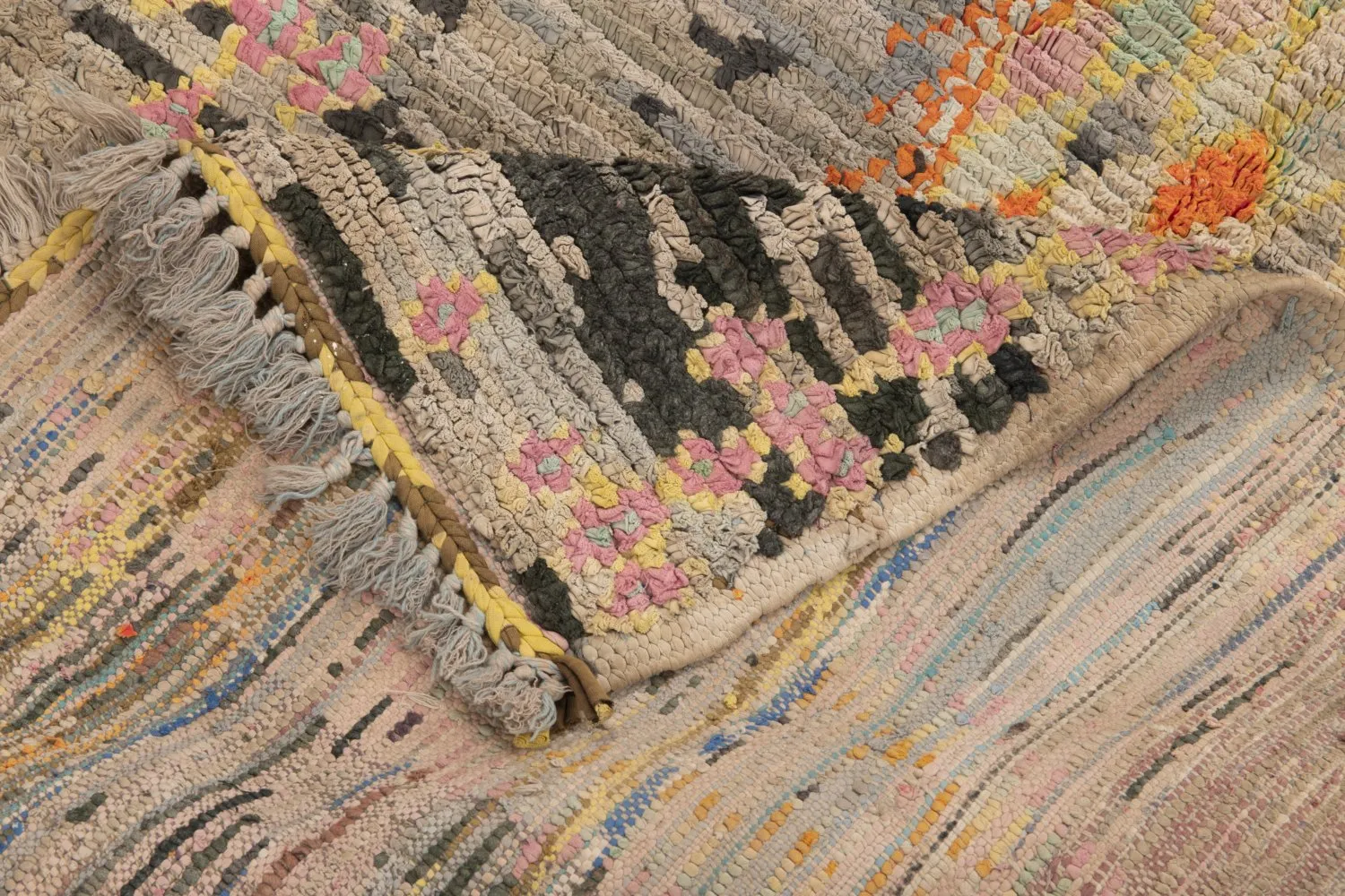 Moroccan Berber rug Boucherouite 195 x 110 cm