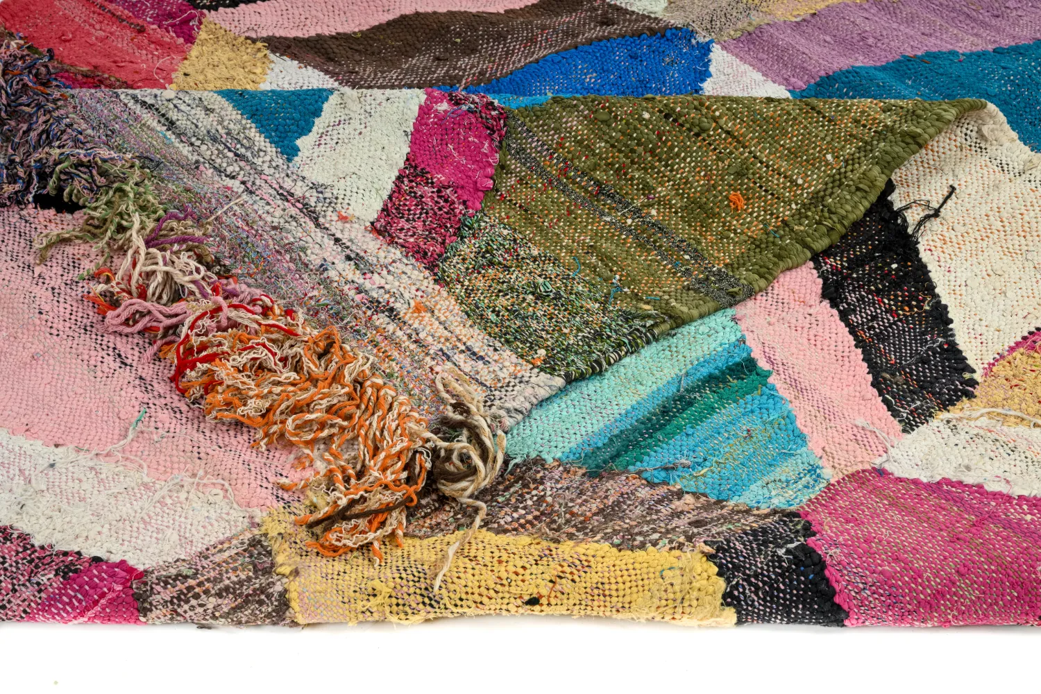 Moroccan Berber rug Boucherouite 150 x 275 cm