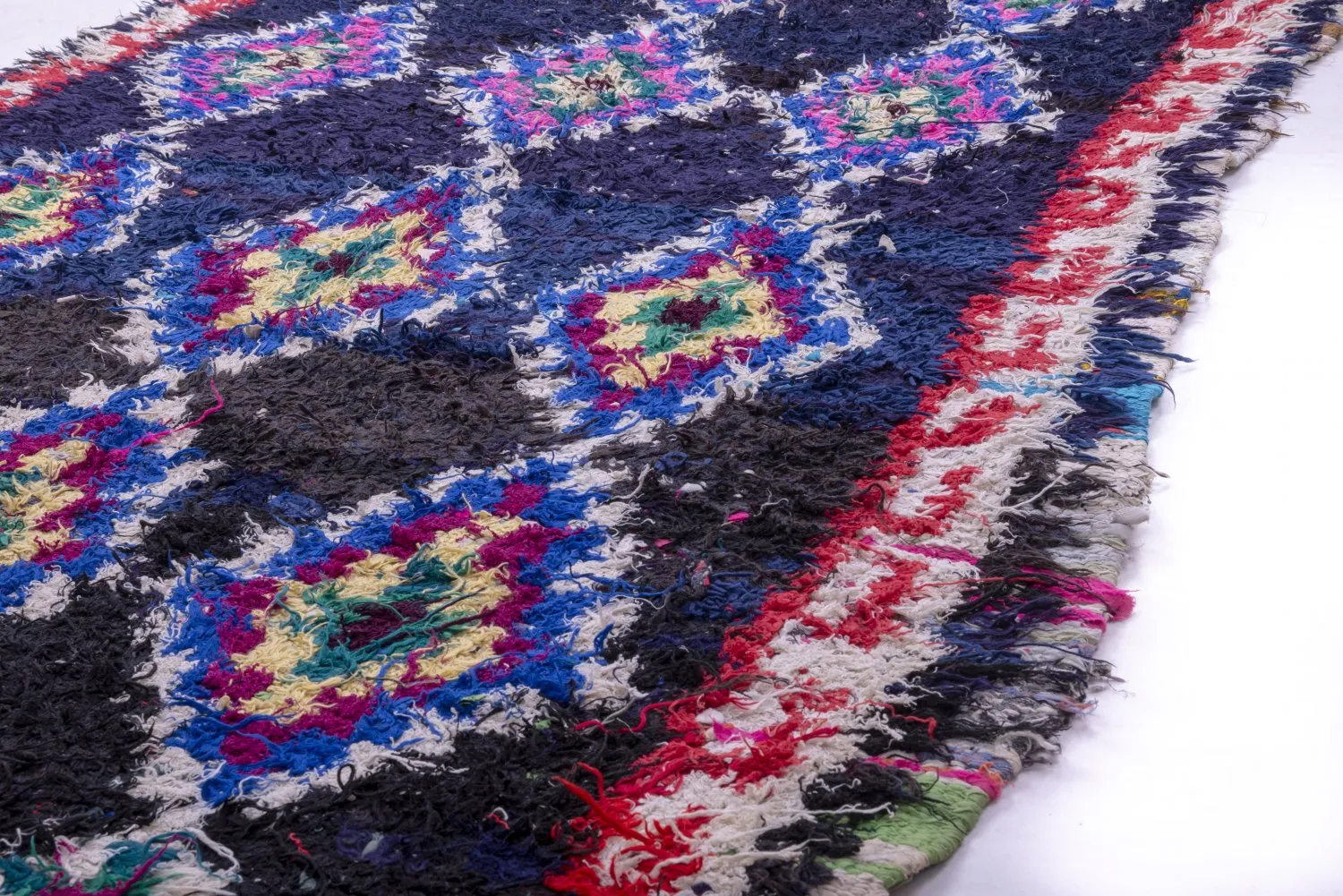 Moroccan Berber rug Boucherouite 265 x 140 cm