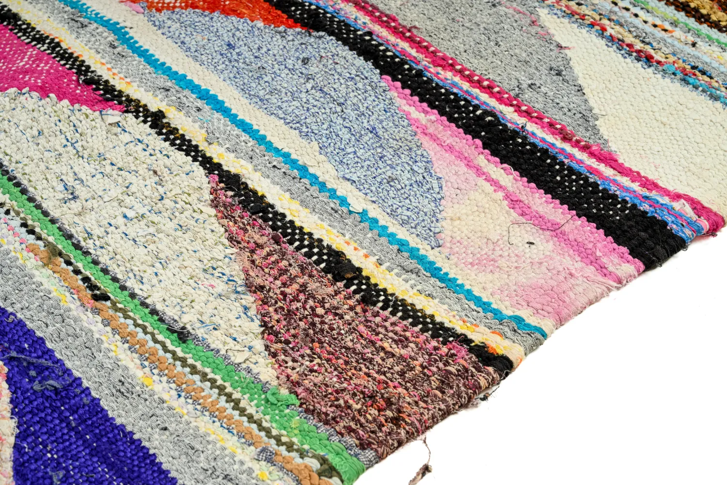 Moroccan Berber rug Boucherouite 145 x 250 cm