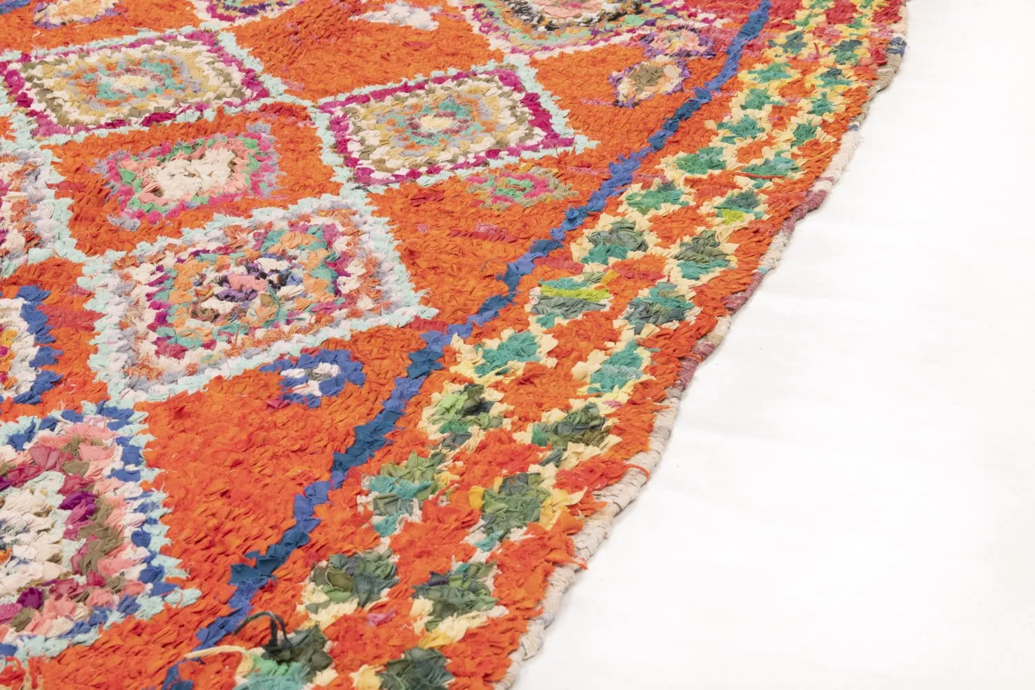 Moroccan Berber rug Boucherouite 285 x 100 cm