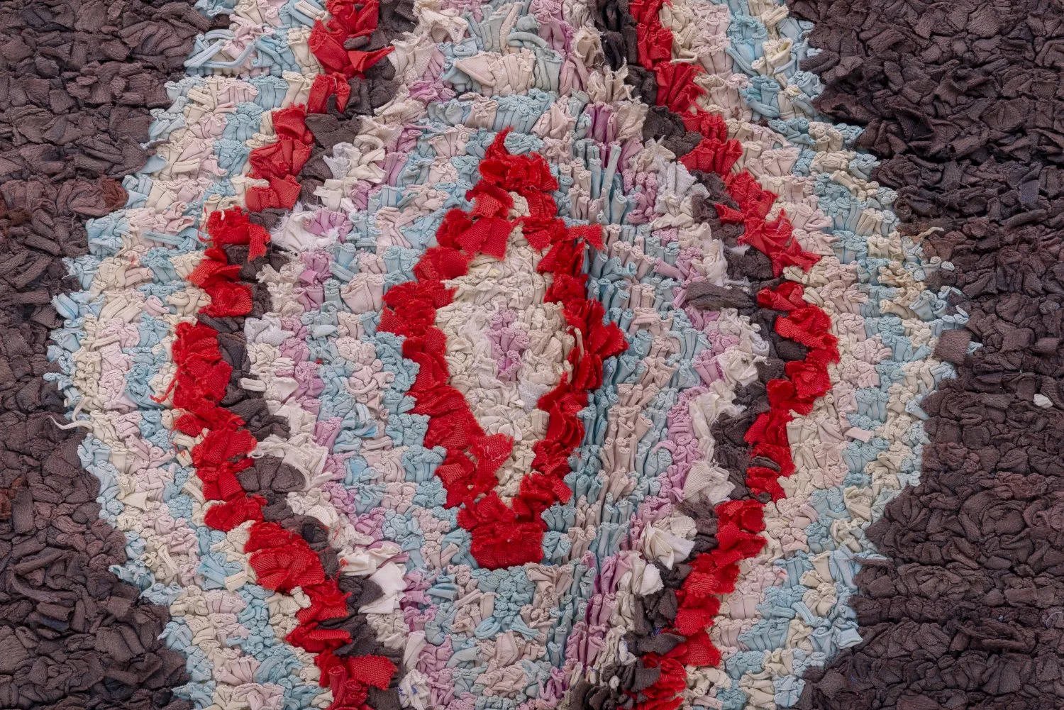 Moroccan Berber rug Boucherouite 270 x 150 cm