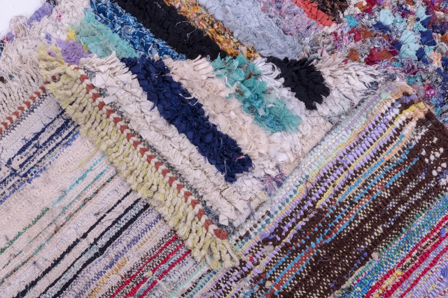 Moroccan Berber rug Boucherouite 280 x 110 cm