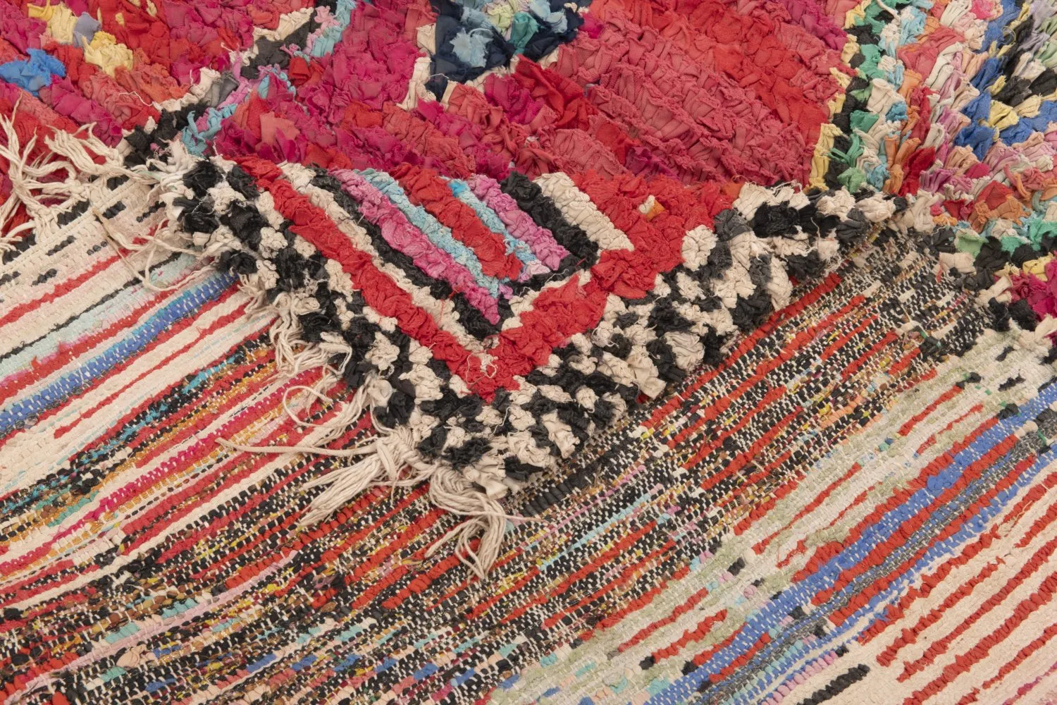 Moroccan Berber rug Boucherouite 185 x 110 cm