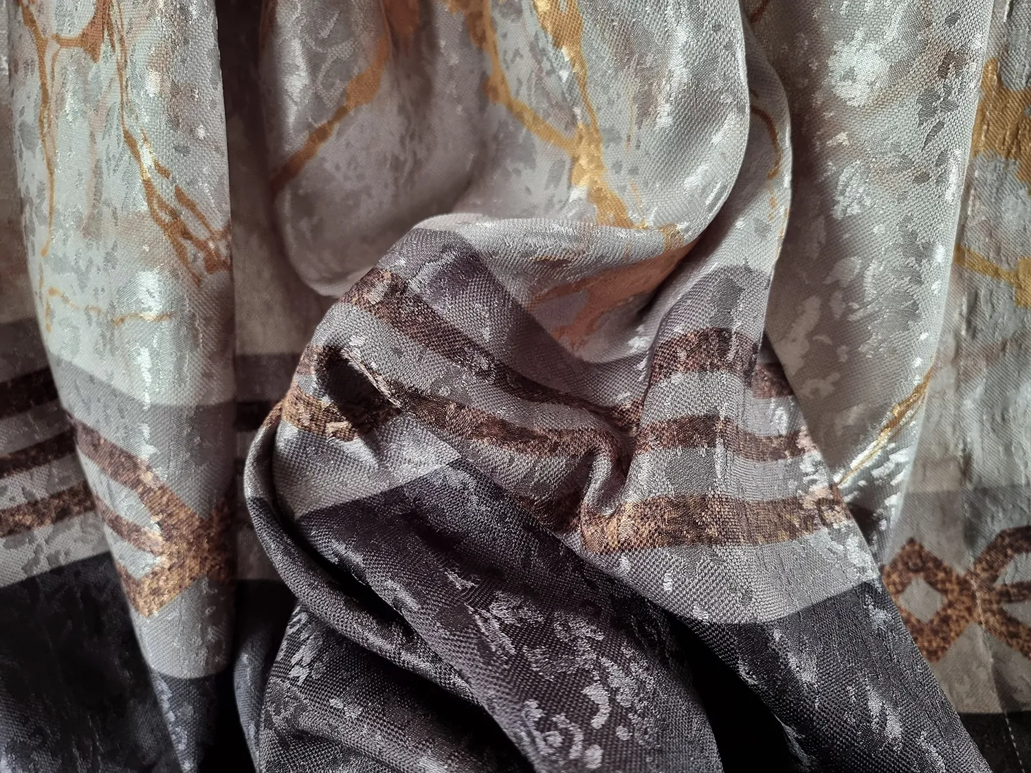 Curtain 140 x 260 cm