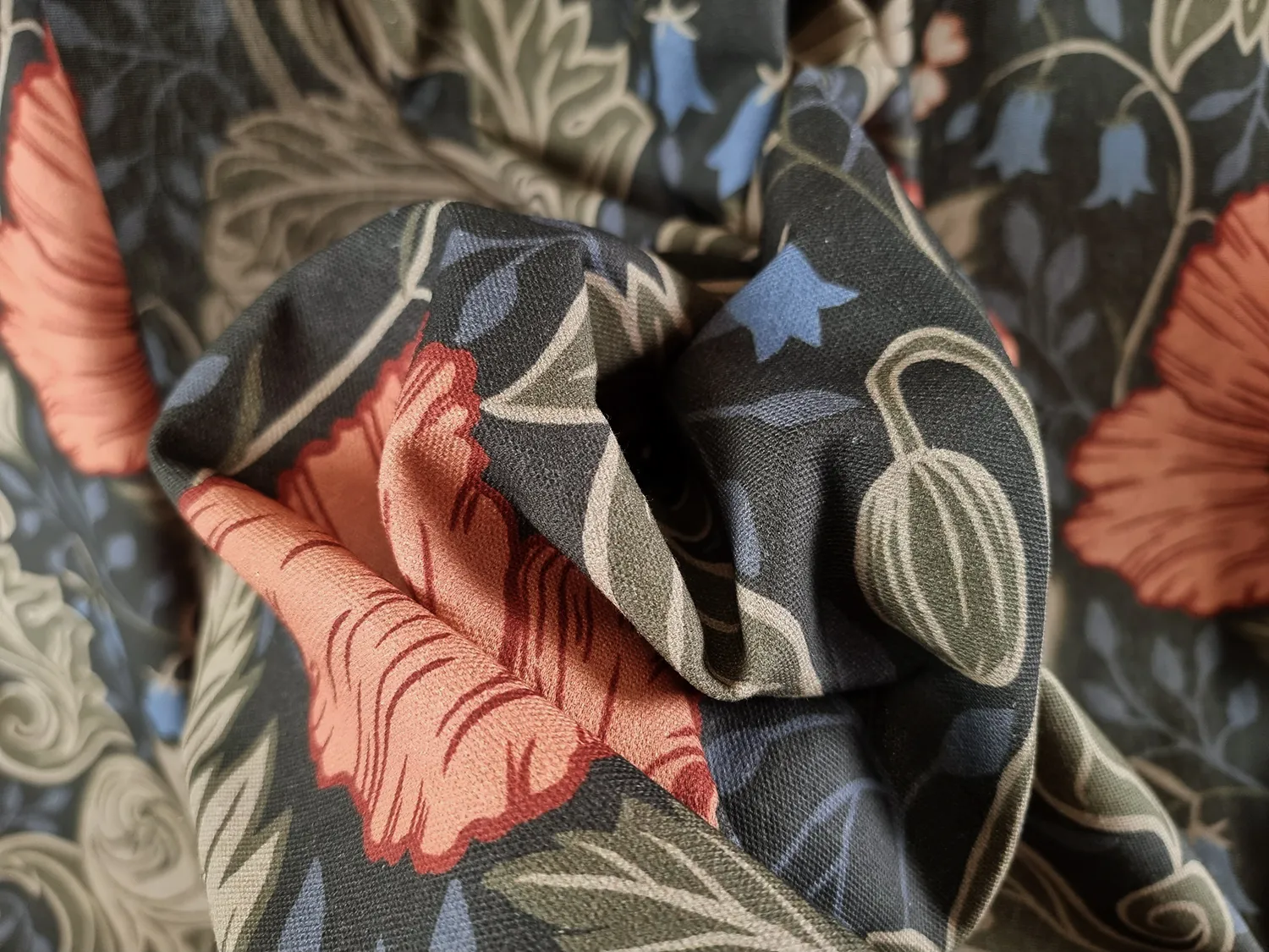 Cotton curtain - Poppy (black)