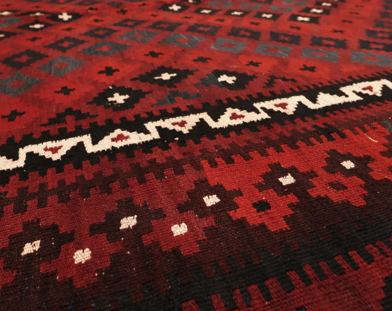 Oriental kilim rug 305 x 256 cm