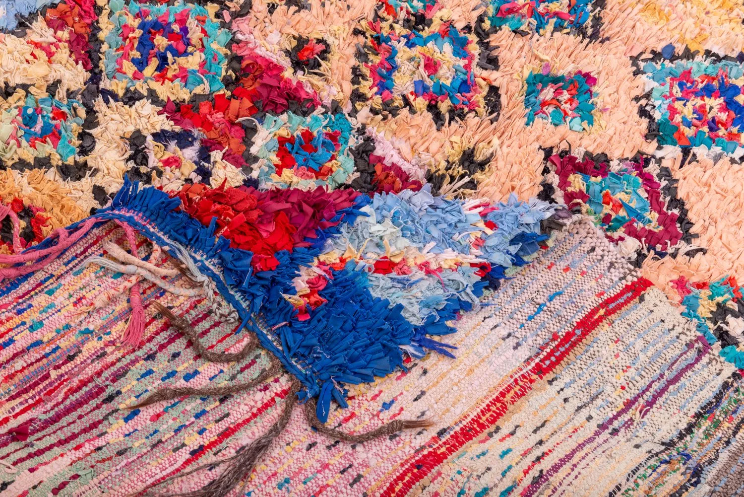 Moroccan Berber rug Boucherouite 260 x 115 cm