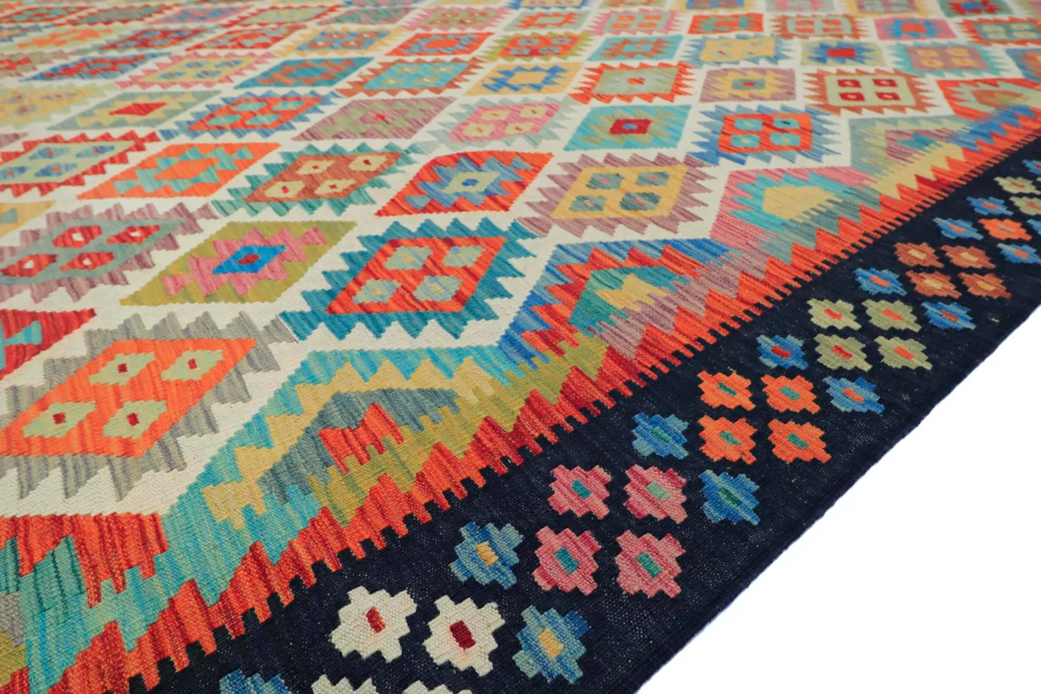 Oriental Rug - Vegi Kelim Hand Woven - 303 x 393 cm
