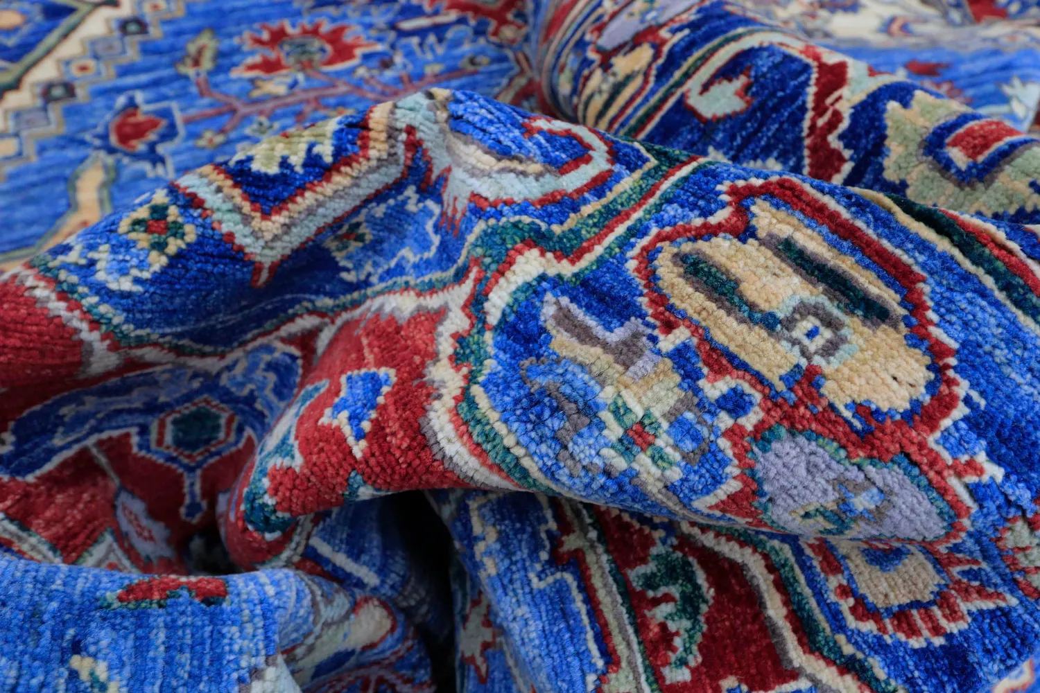 Oriental Rug - Chaman Rug Hand Knotted - 248 x 295 cm