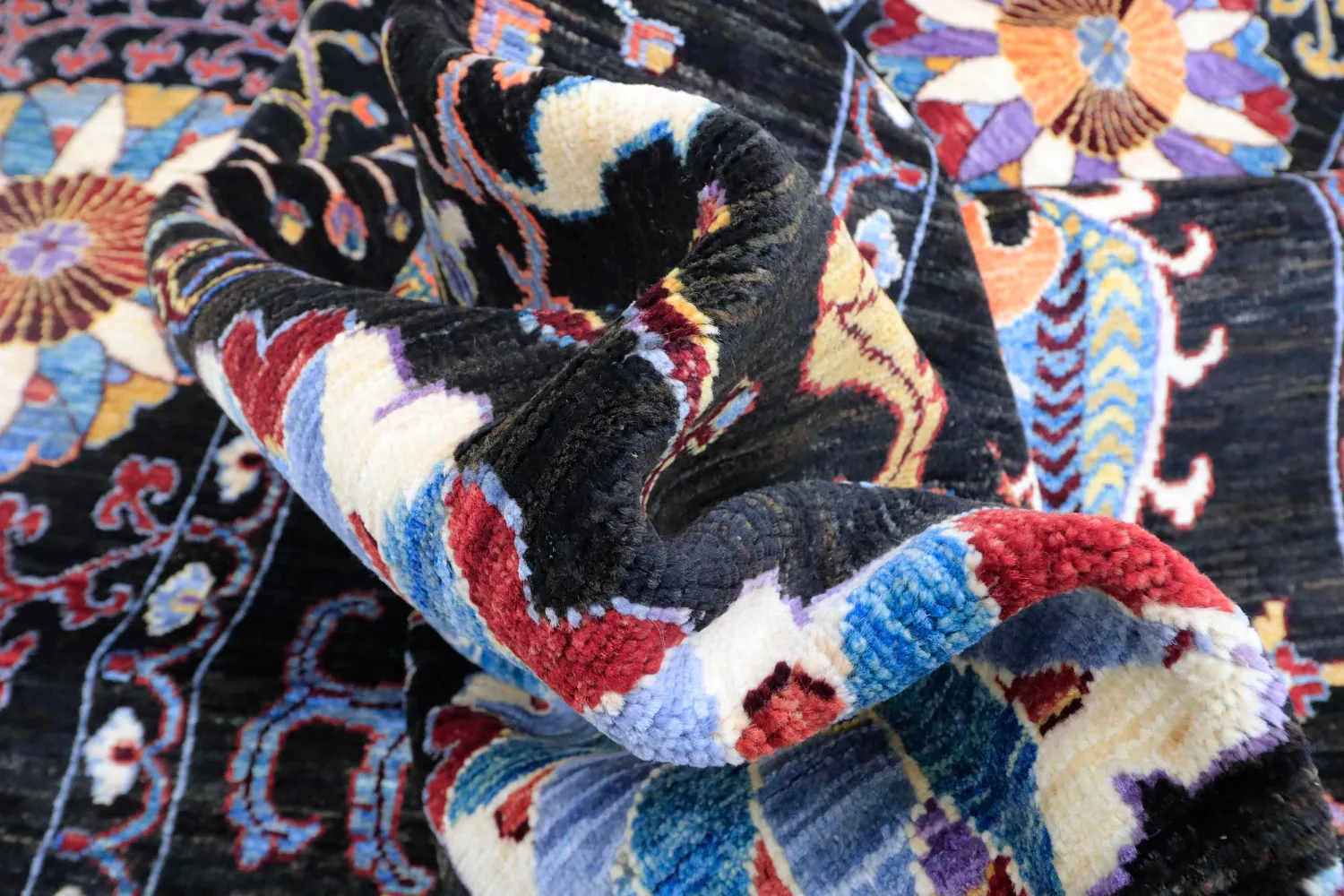 Oriental Rug - Chaman Rug Hand Knotted - 249 x 301 cm
