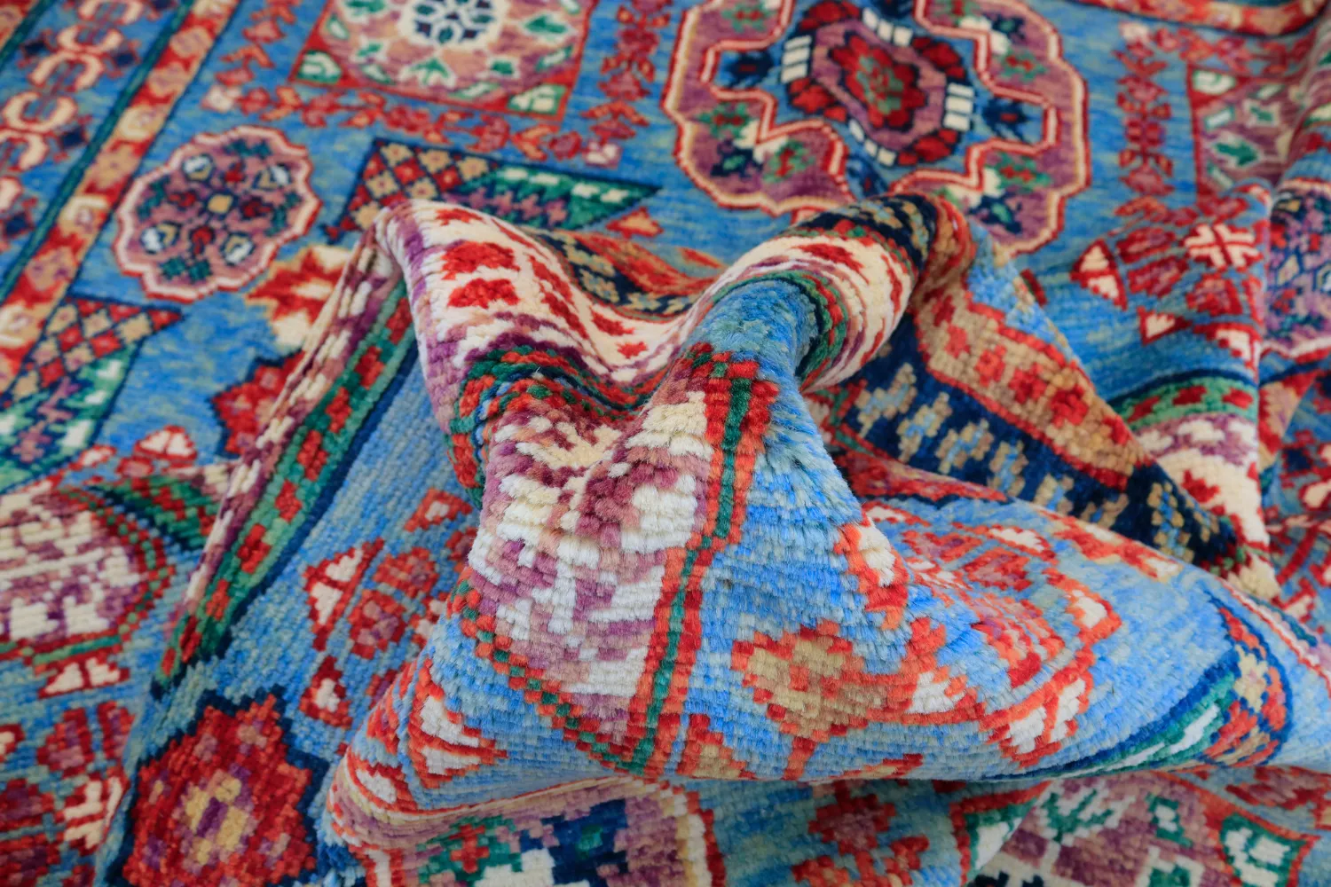Oriental Rug - Suzani Hand Knotted - 170 x 240 cm