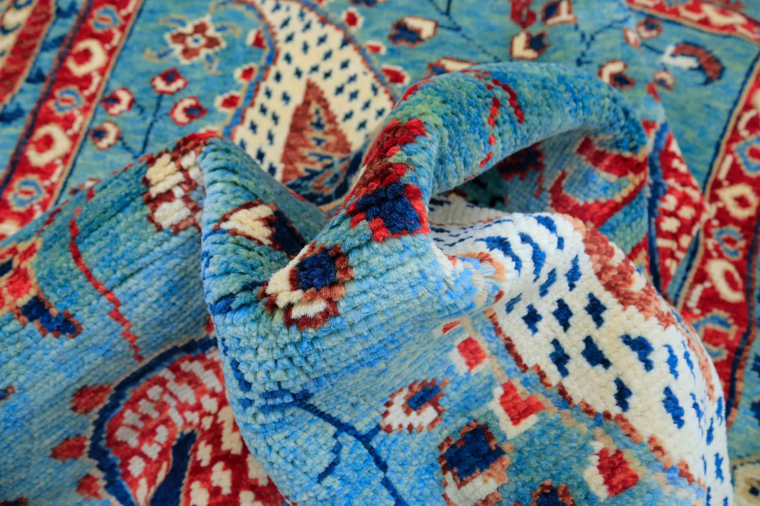 Oriental Rug - Suzani Hand Knotted - 170 x 240 cm