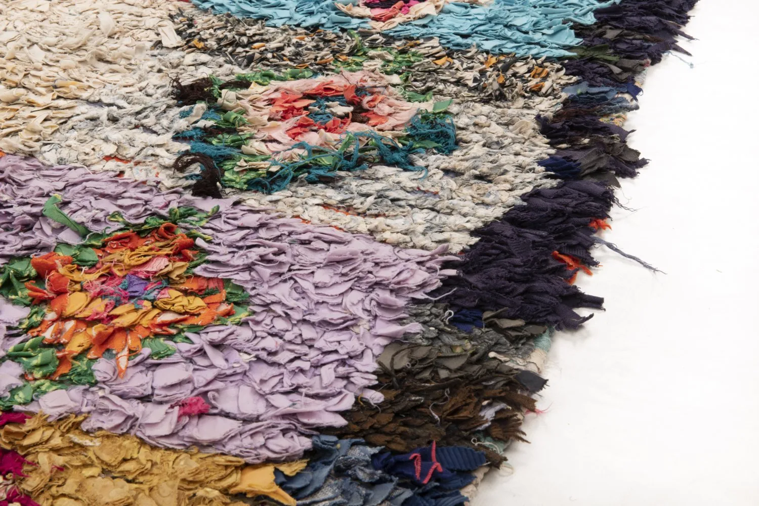 Moroccan Berber rug Boucherouite 260 x 135 cm