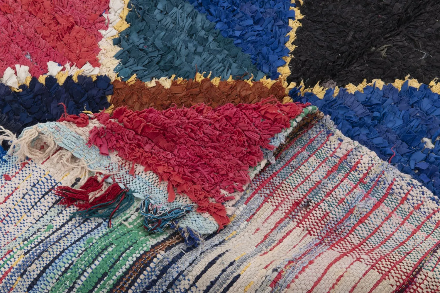 Moroccan Berber rug Boucherouite 250 x 120 cm