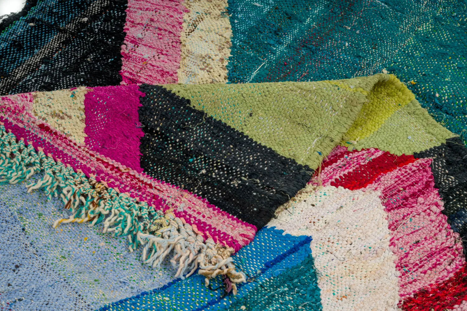Moroccan Berber rug Boucherouite 125 x 240 cm