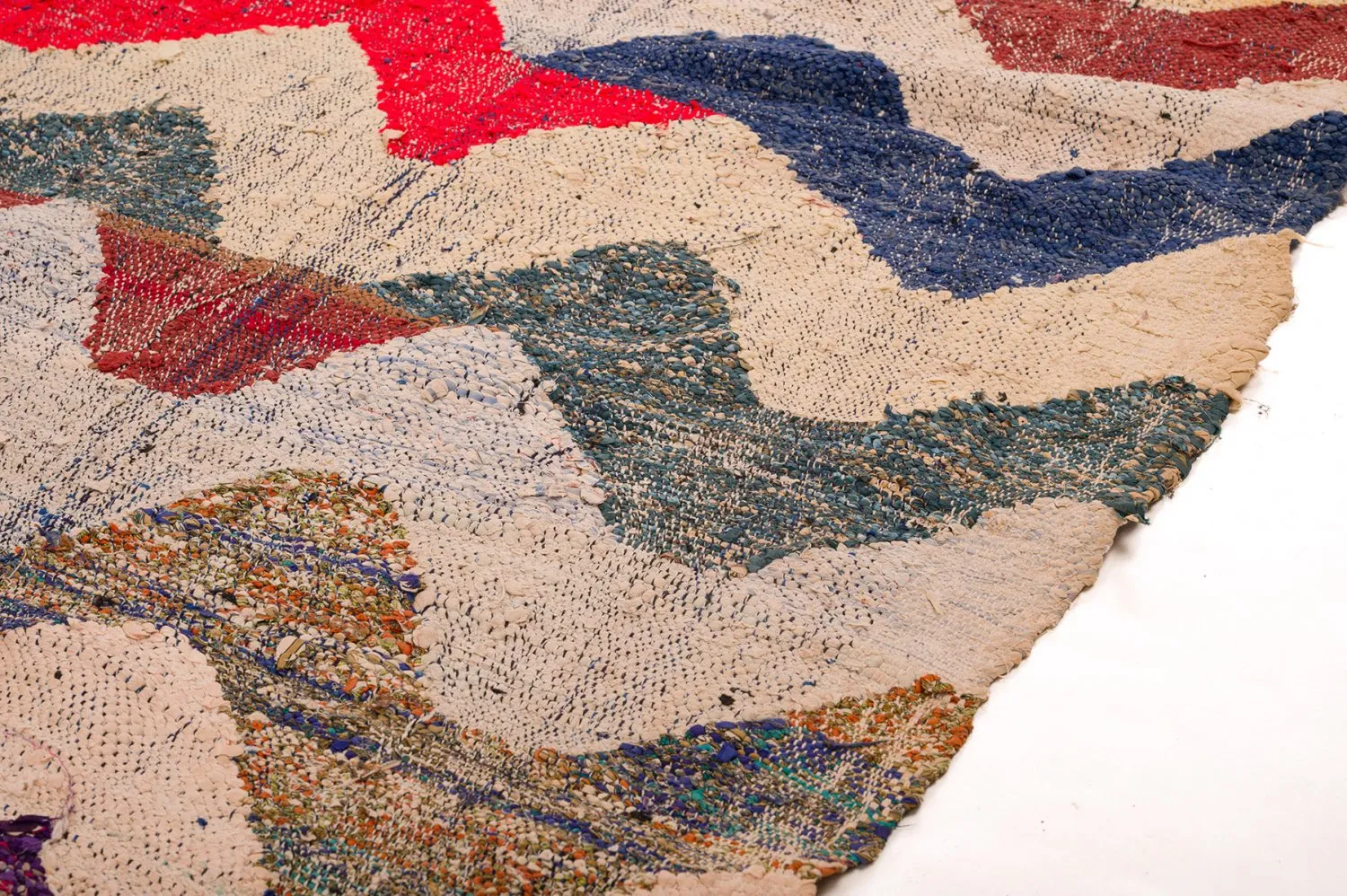 Moroccan Berber rug Boucherouite 150 x 285 cm