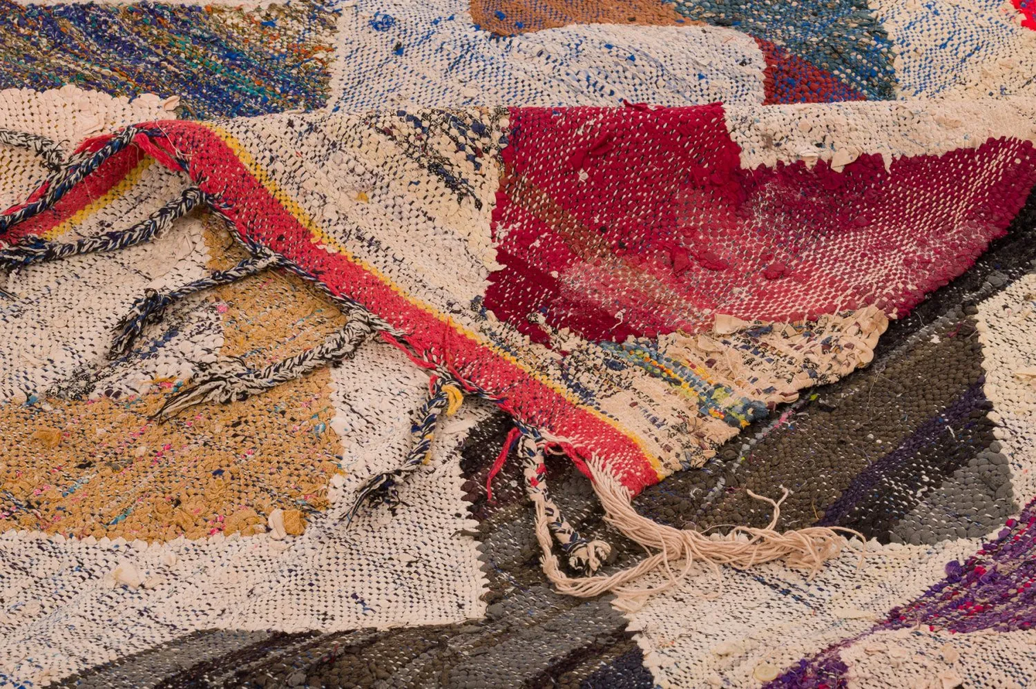 Moroccan Berber rug Boucherouite 150 x 285 cm