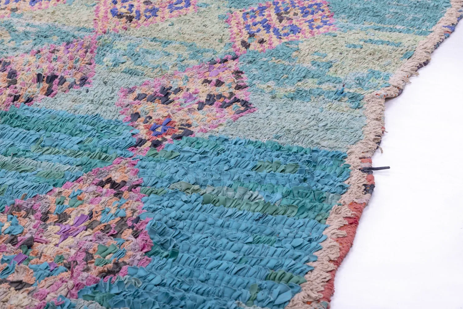 Moroccan Berber rug Boucherouite 190 x 125 cm