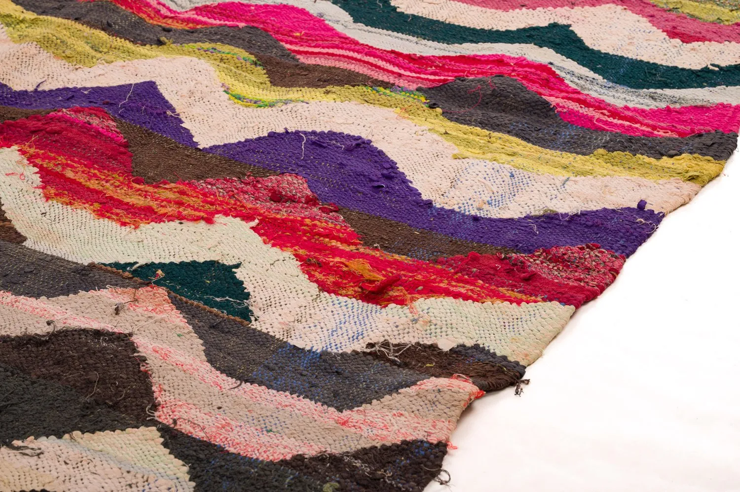 Moroccan Berber rug Boucherouite 140 x 295 cm