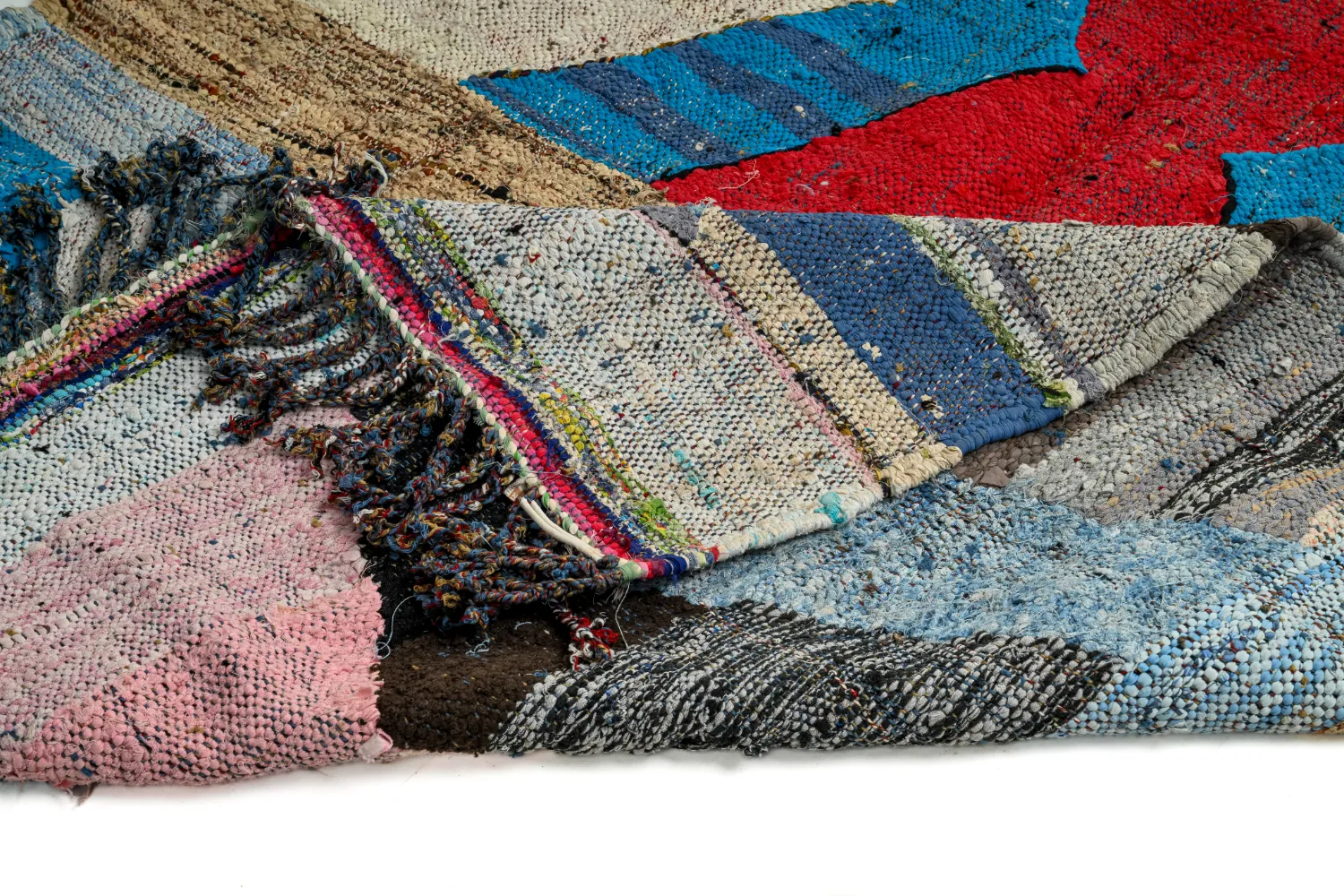Moroccan Berber rug Boucherouite 140 x 255 cm