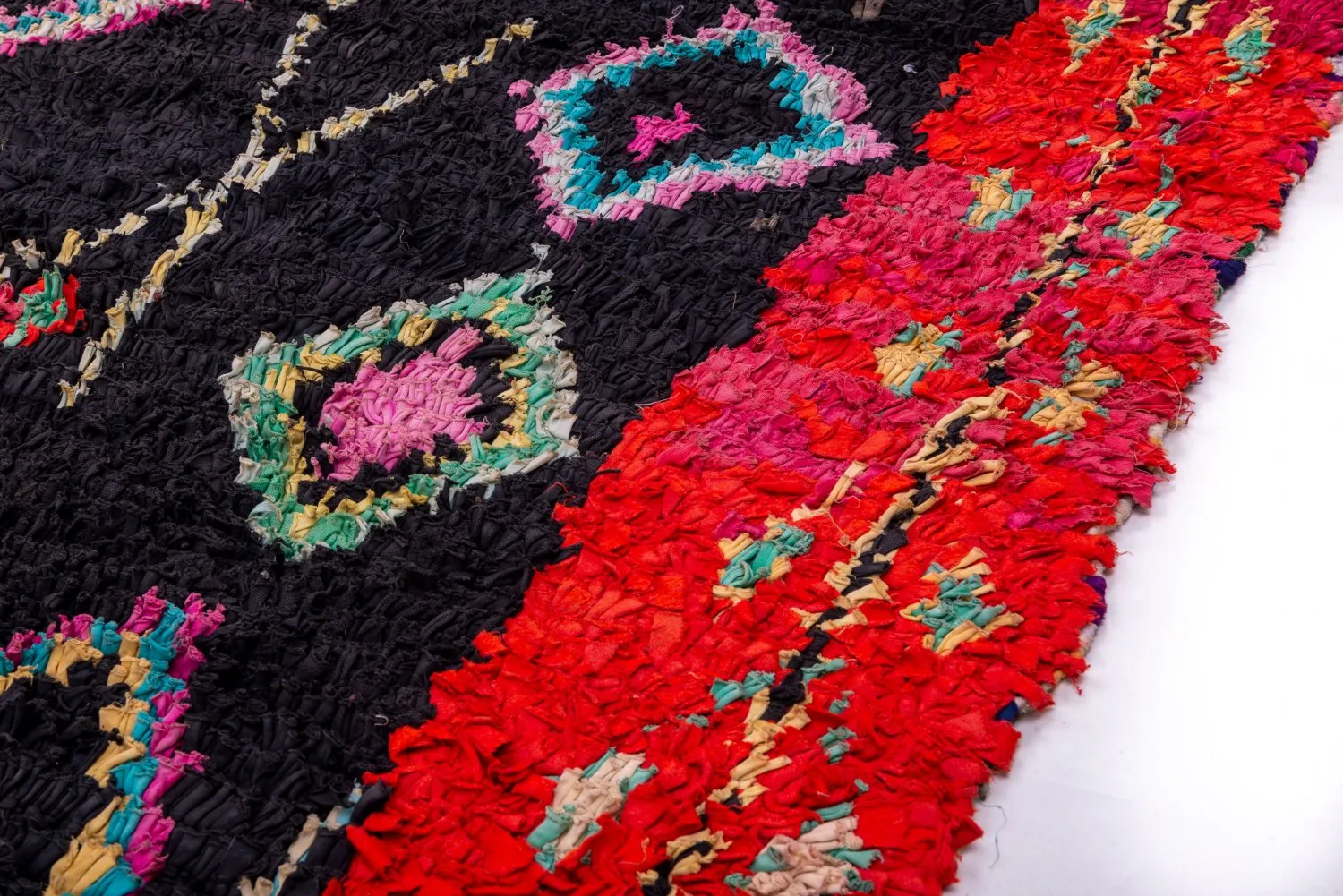 Moroccan Berber rug Boucherouite 250 x 175 cm