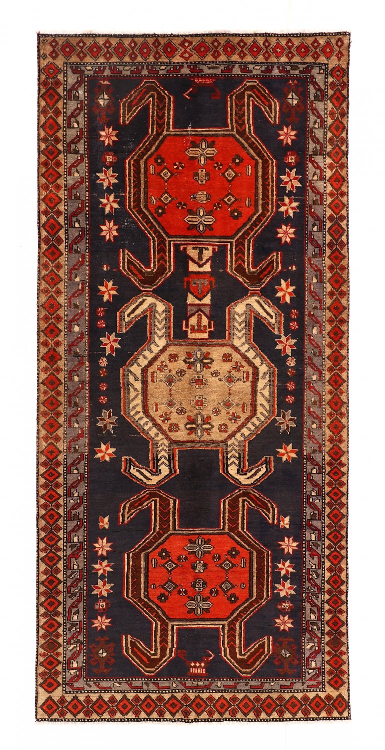 Persian rug Hamedan 273 x 119 cm