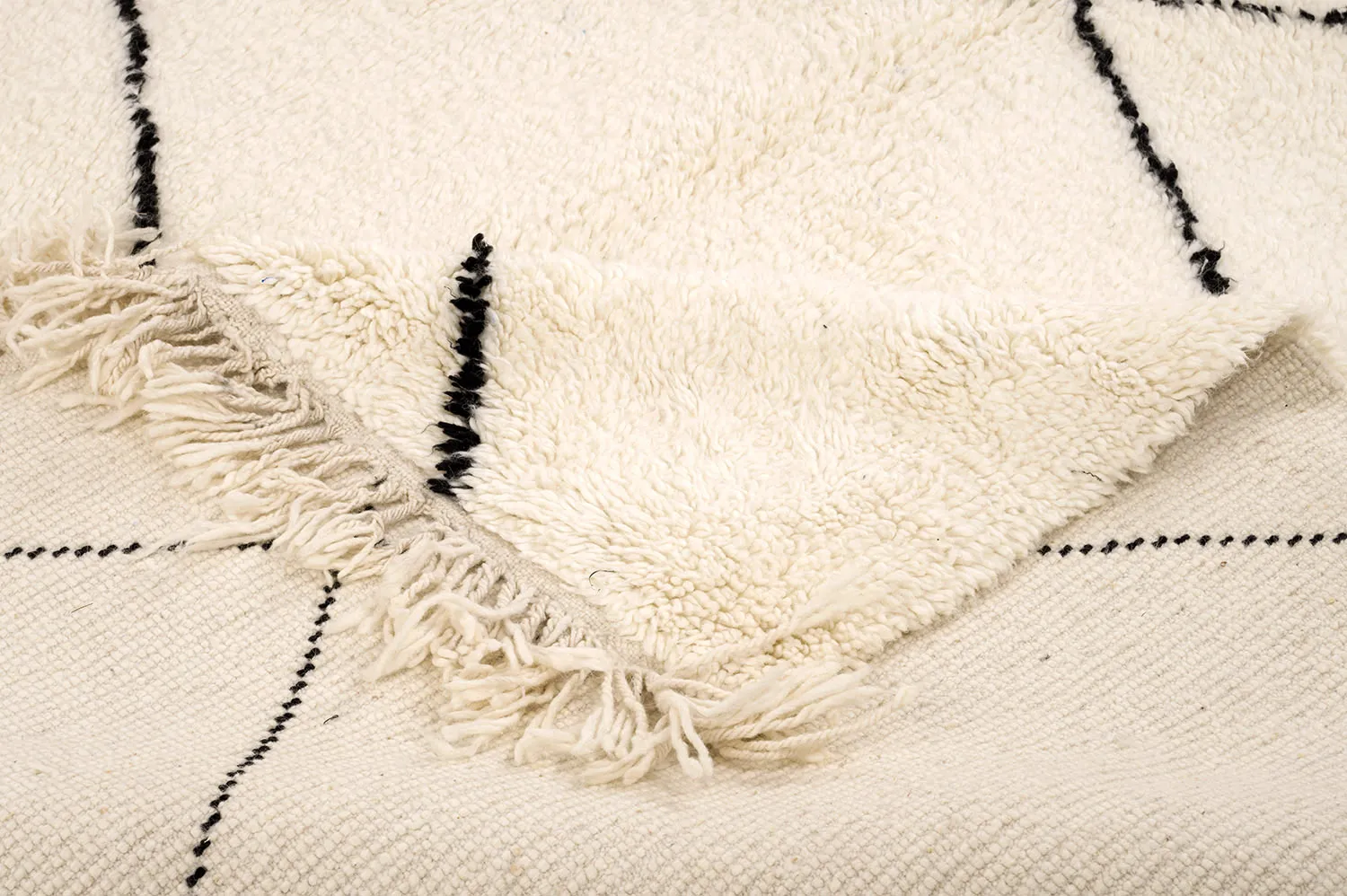 Kilim Moroccan Berber rug Beni Ourain 215 x 295 cm