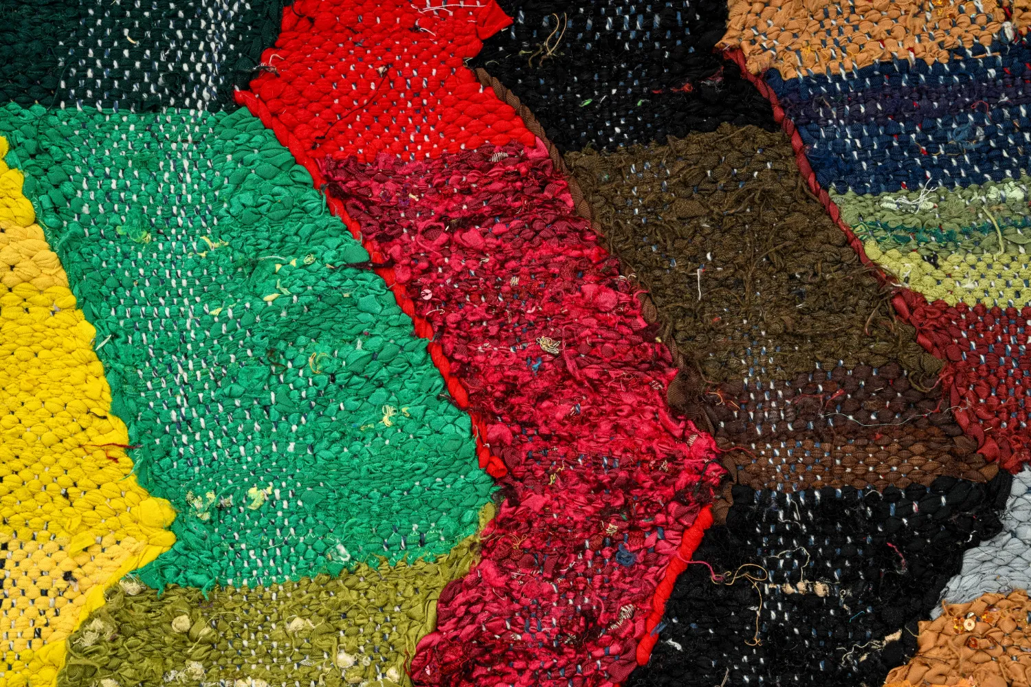 Moroccan Berber rug Boucherouite 150 x 275 cm