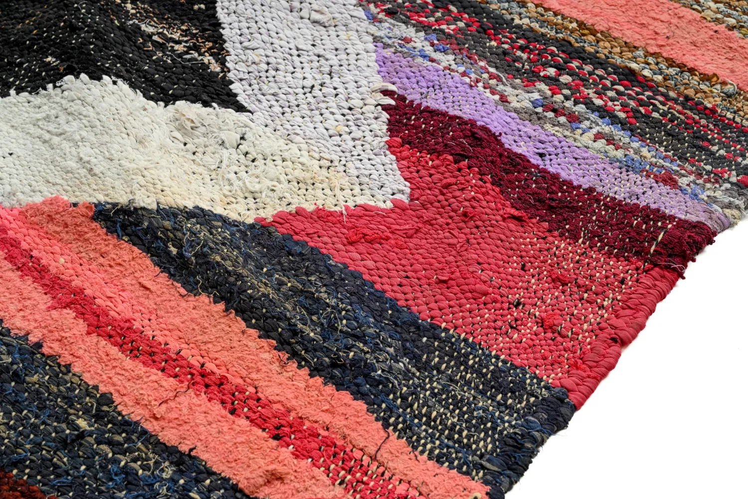 Moroccan Berber rug Boucherouite 140 x 245 cm