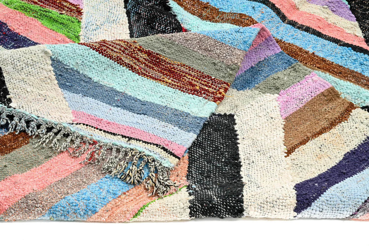 Moroccan Berber rug Boucherouite 145 x 245 cm