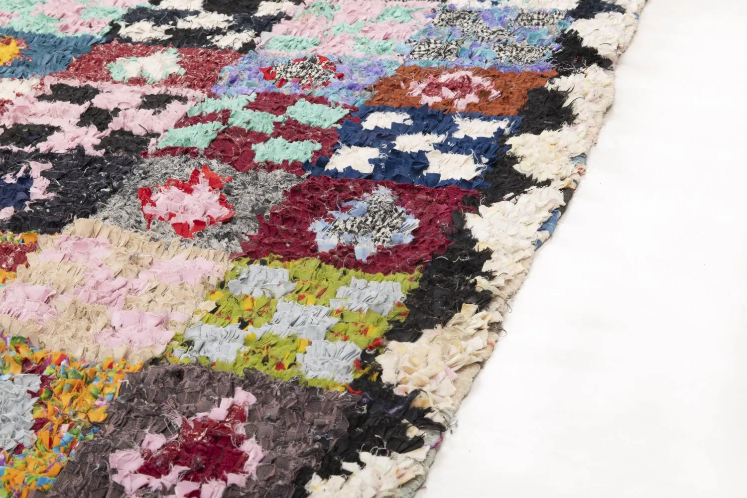 Moroccan Berber rug Boucherouite 250 x 165 cm