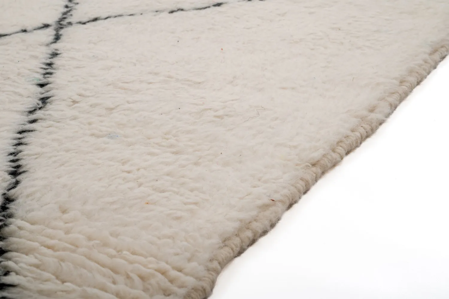 Kilim Moroccan Berber rug Beni Ourain 240 x 90 cm
