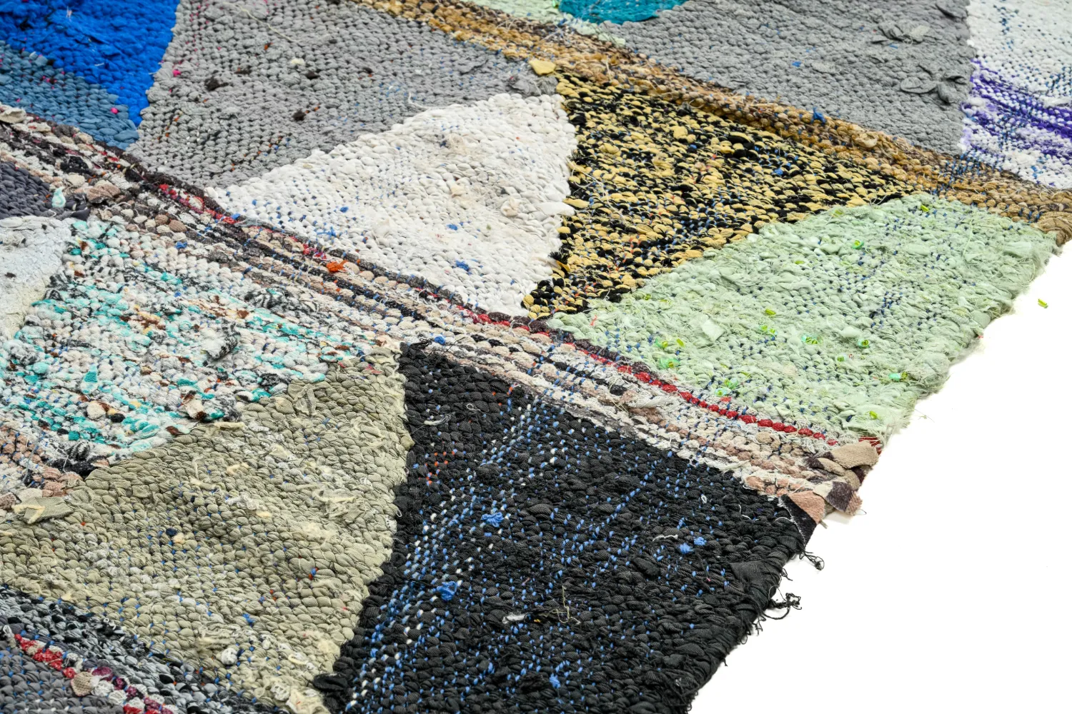 Moroccan Berber rug Boucherouite 125 x 230 cm