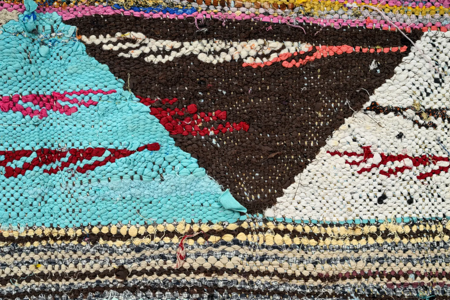 Moroccan Berber rug Boucherouite 135 x 235 cm