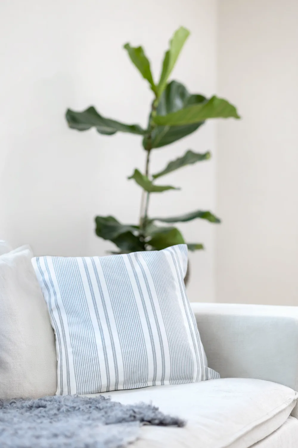 Cushion cover - Adriana (offwhite)