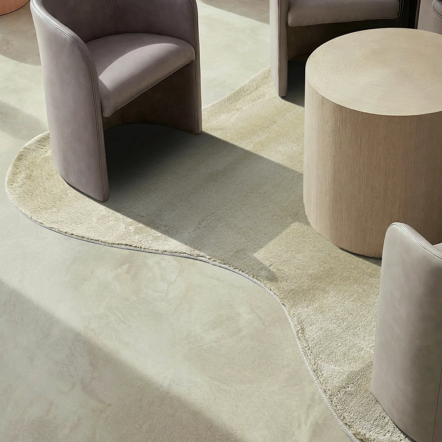 Asymmetric Wavy Shaggy Rug - Aranga Super Soft Fur (light green)
