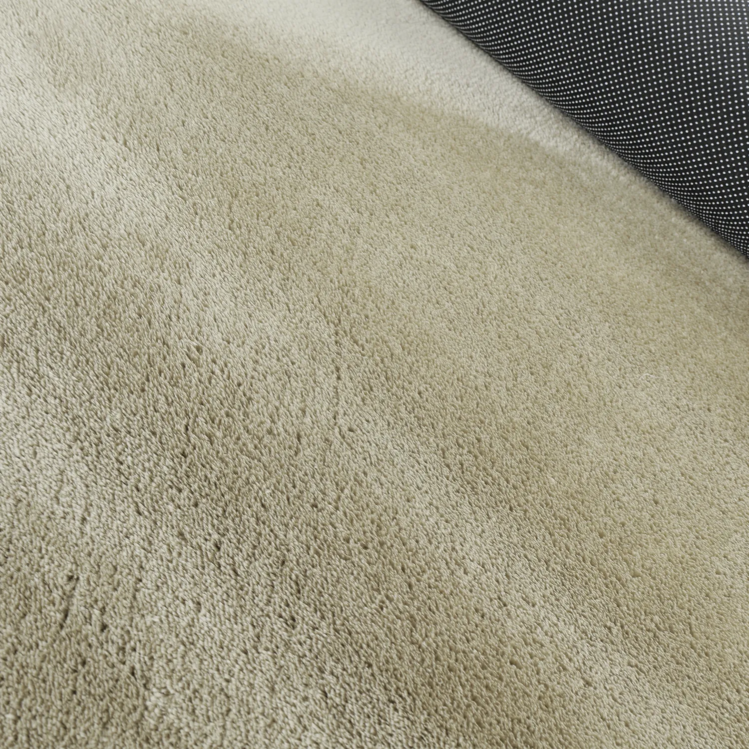 Asymmetric Wavy Shaggy Rug - Aranga Super Soft Fur (light green)